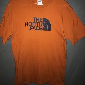 ✖️The North Face Burnt Orange Tee✖️